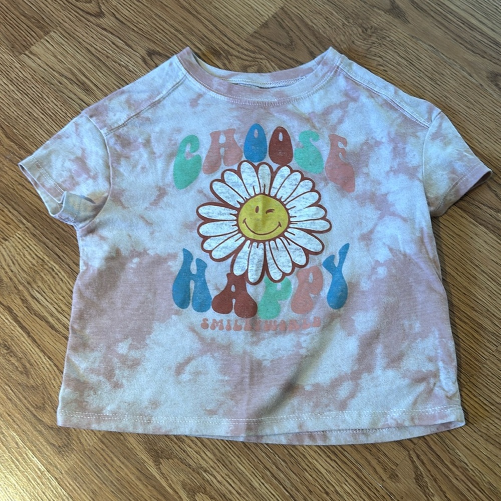 Girls size 7 Smiley World crop tshirt